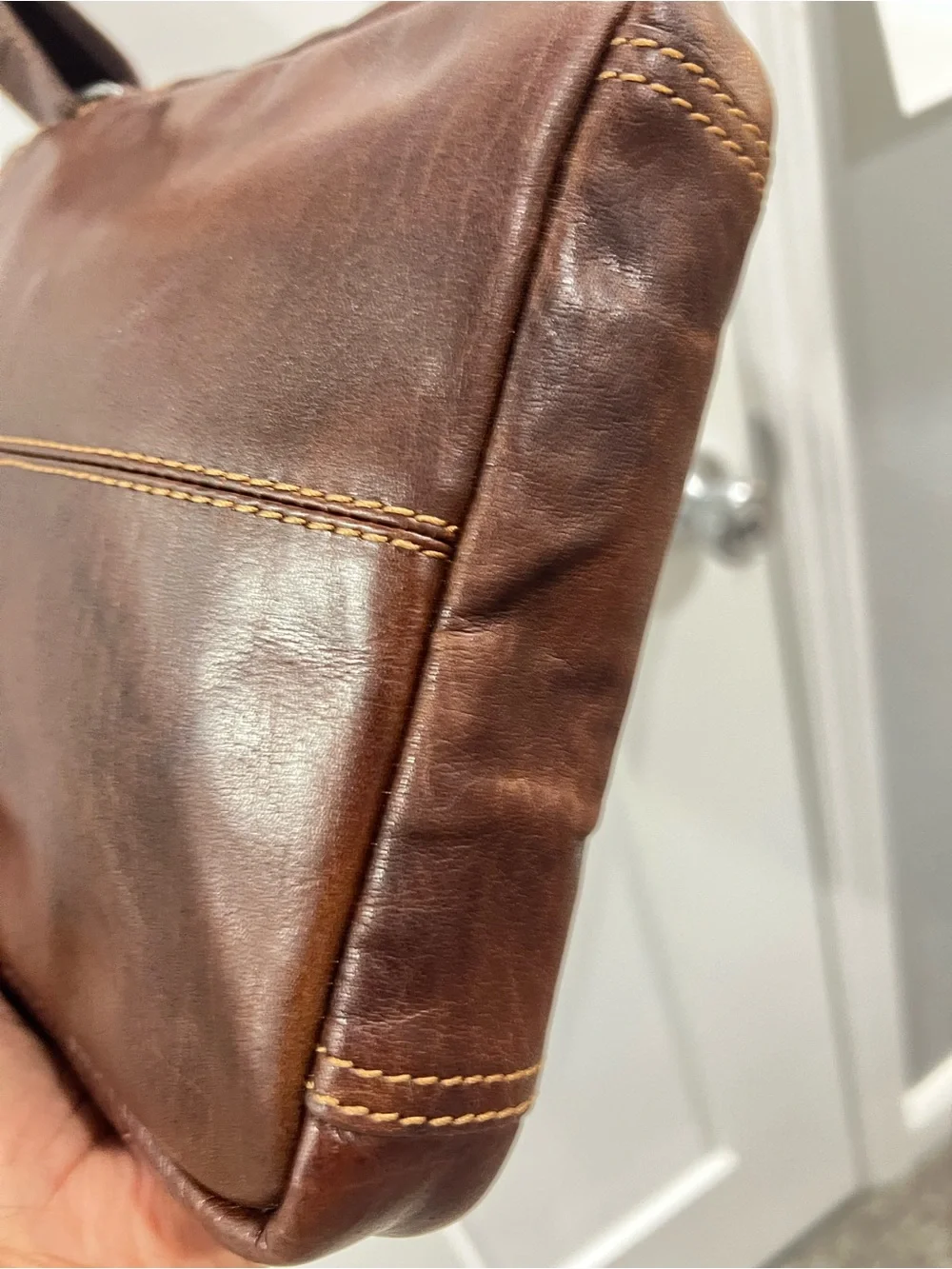 JACK GEORGES FINE LEATHER GOODS VOYAGER SLIM ZIPRED CROSSBODY AUTHENTIC